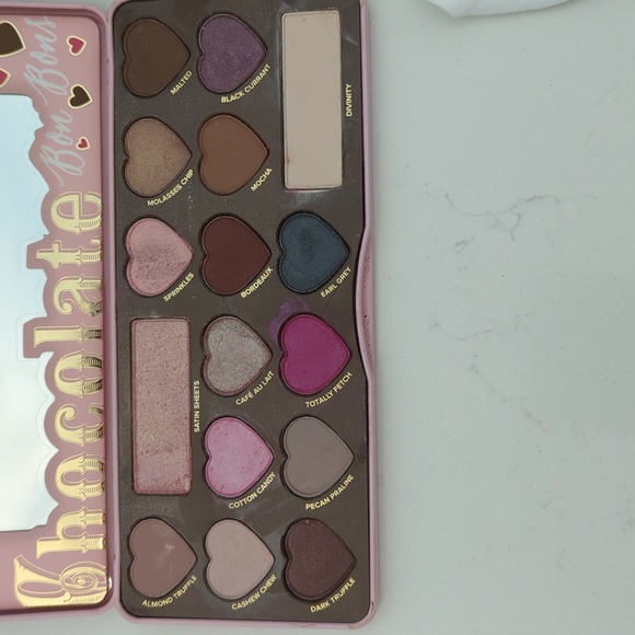 Eye shadow pallette - Picture 3 of 3